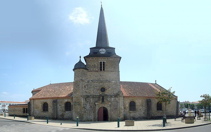 File:Église de Saint-Jean-Baptiste.jpg