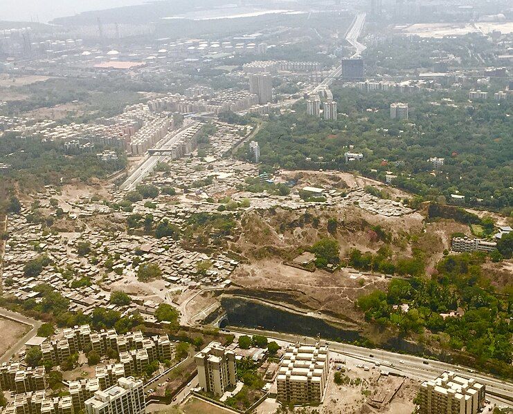 File:Anik Panjarpol Road.jpg