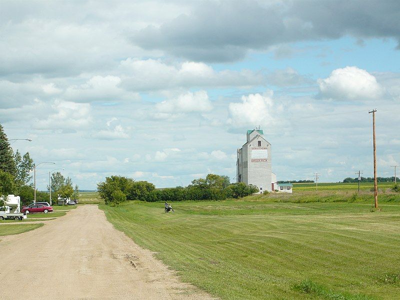 File:Broderick Saskatchewan.jpg