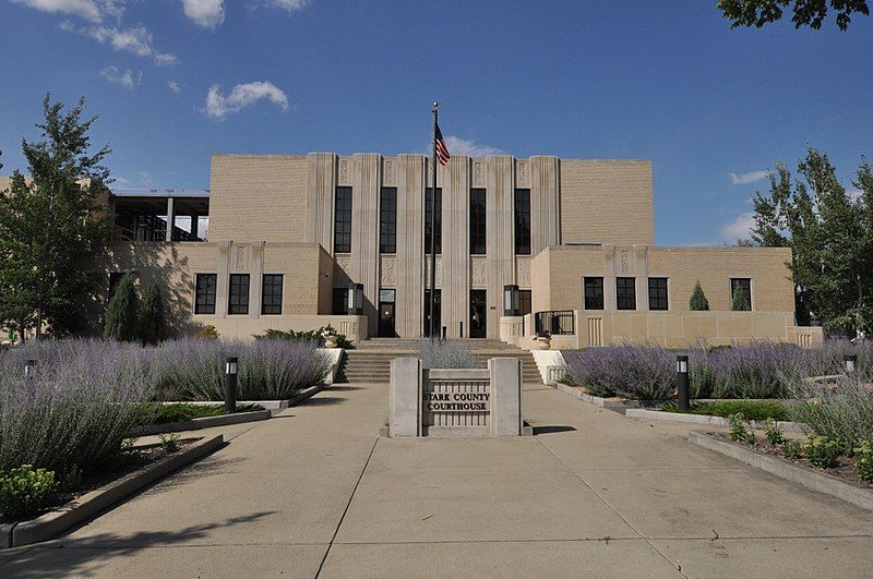 File:DickinsonND StarkCountyCourthouse.jpg