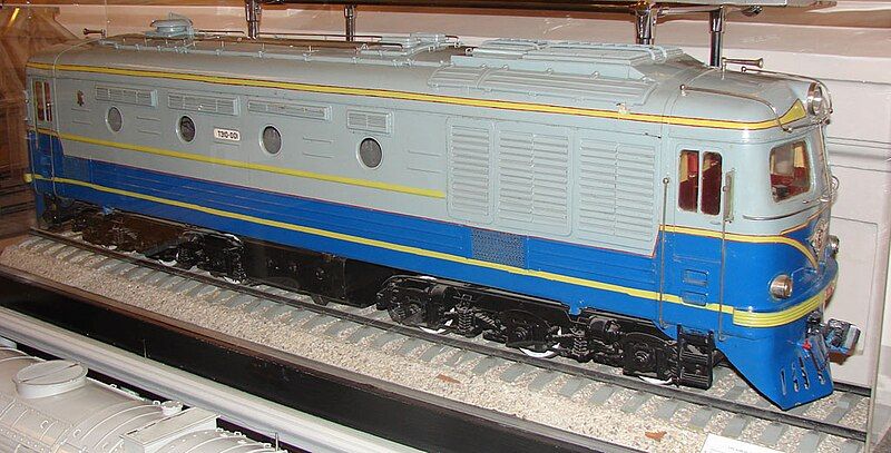 File:DieselLoco te10 model.jpg