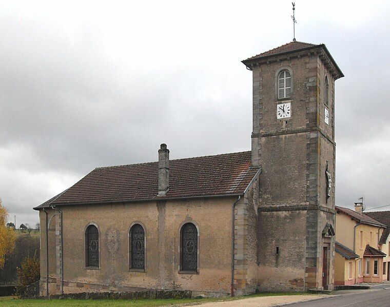 File:Hautmougey, Eglise Saint-Luc.jpg