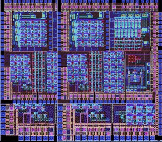 File:InternalIntegratedCircuit2.JPG