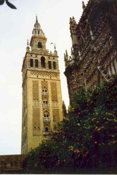 File:La giralda.jpg