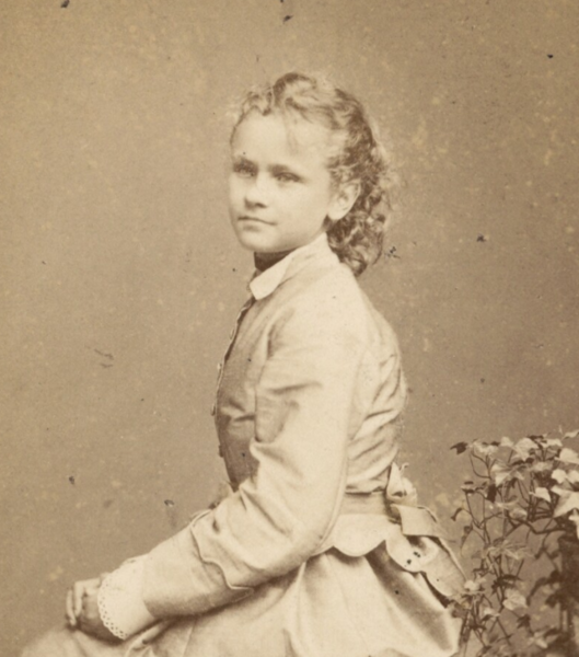 File:Louise Wright.png