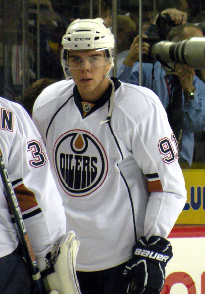 File:Magnus Paajarvi Oilers.png