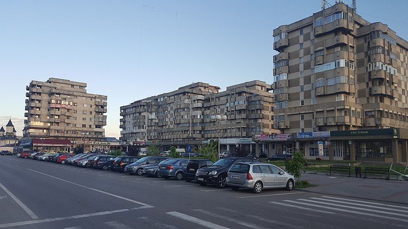 File:Pascani residential houses.jpg