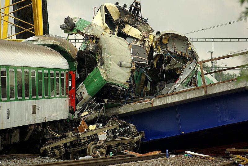 File:Studenka train accident.jpg