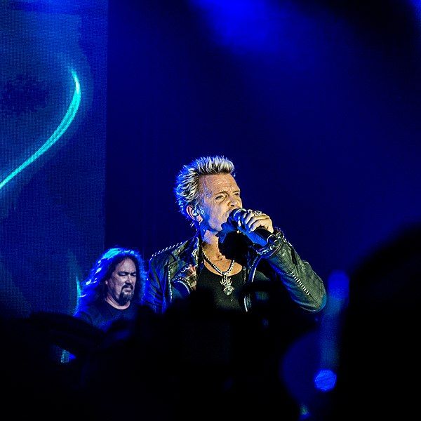 File:Billy Idol 20130616.jpg