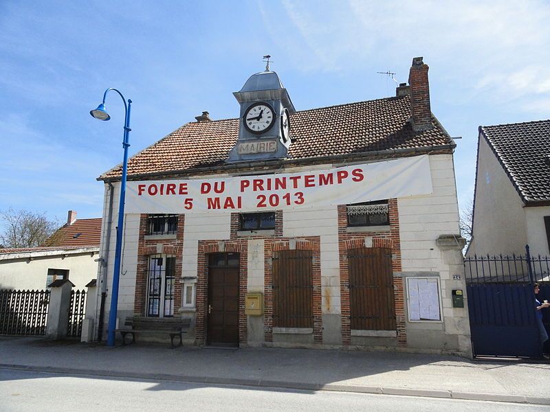 File:Cherville-Mairie.JPG