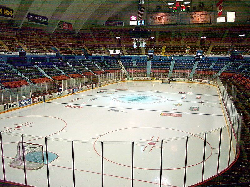 File:HersheyPark Arena 2001.jpg