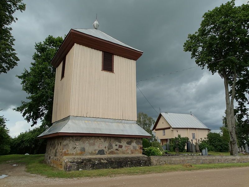 File:Juciūnų koplyčios varpinė.JPG