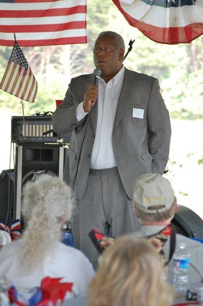 File:McEachin speech450px.jpg