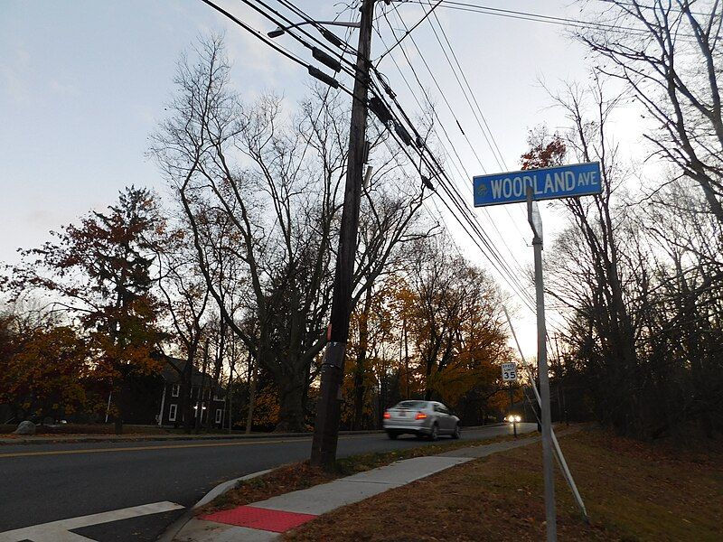 File:Ramsey Woodland Avenue.jpg