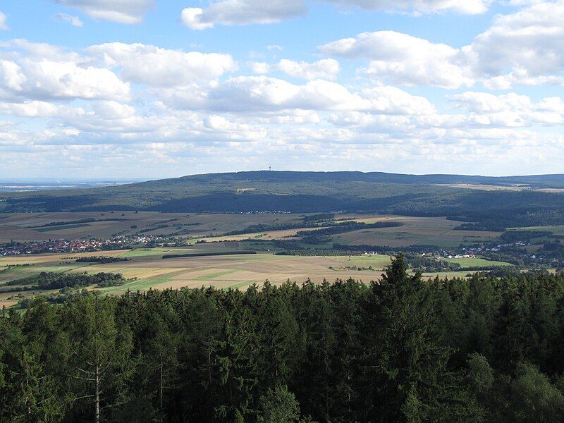 File:Steinkopf (Taunus).JPG