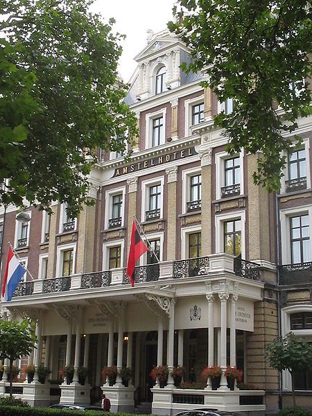 File:Amstelhotel entry.jpg