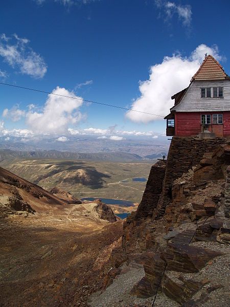 File:Chacaltaya rifugio altipiano.jpg