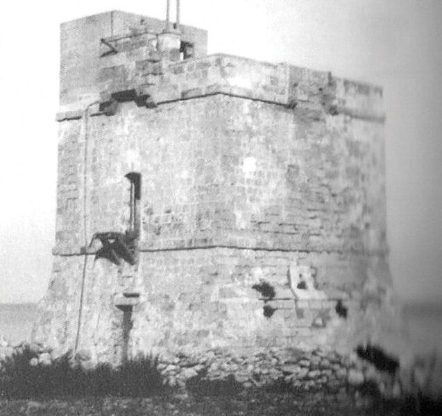 File:Delimara Tower.jpg