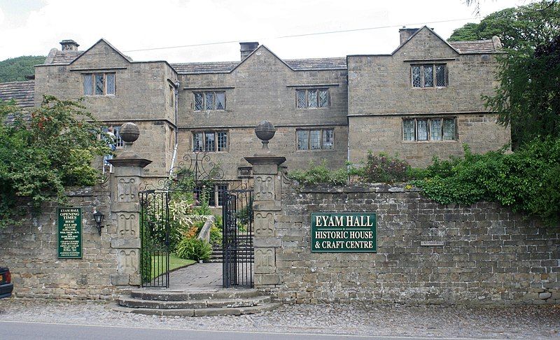 File:Eyam Hall 1.jpg