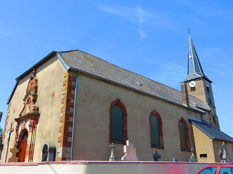 File:Neunkirchen Bouzonville eglise.JPG