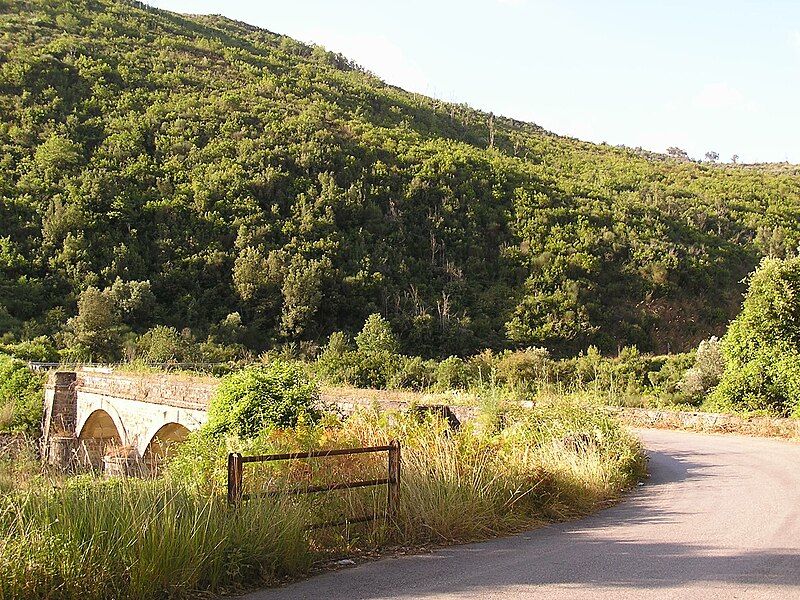 File:Ponte, Ostigliano.JPG