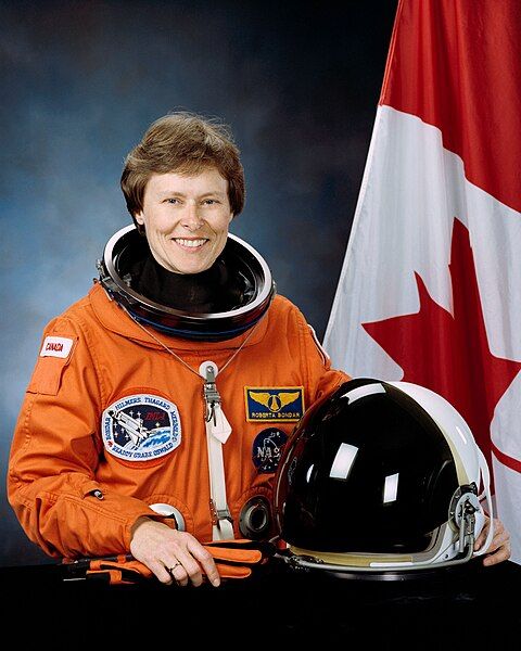 File:Roberta Bondar.jpg