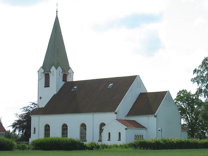 File:Rolvsøy kirke.JPG