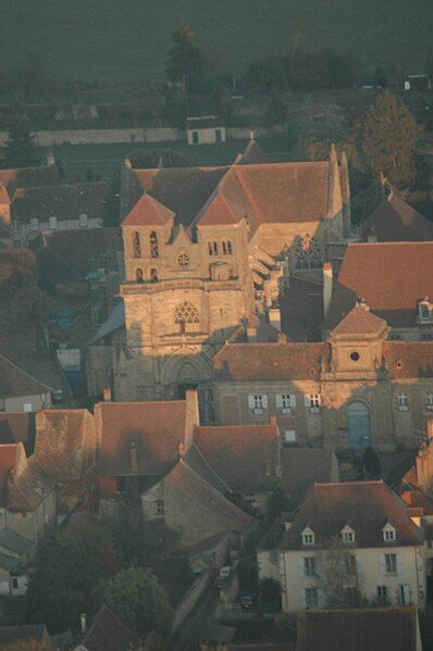 File:SOUVIGNYeglise.JPG