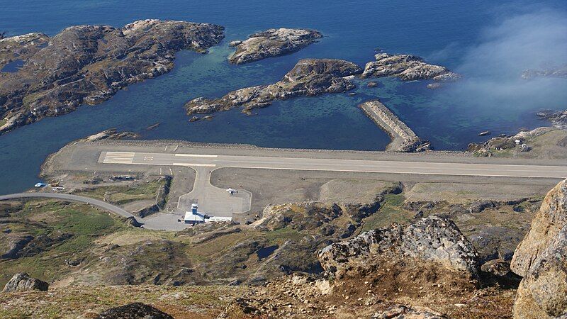 File:Sisimiut-airport-from-palasip-qaqqaa.jpg