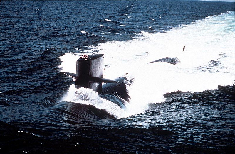 File:USS Ray (SSN-653).jpg