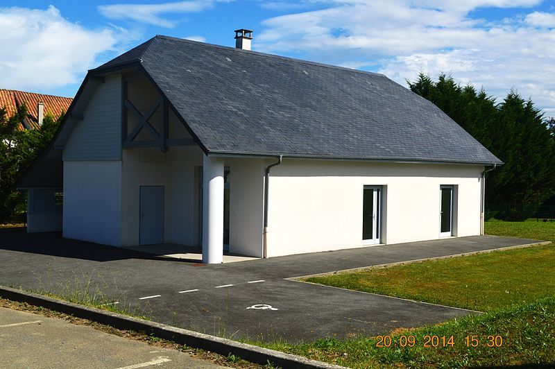 File:Arrast Community Hall.JPG