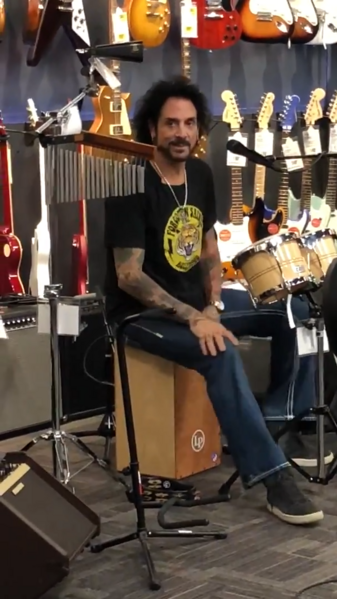 File:Deen Castronovo 2018.png