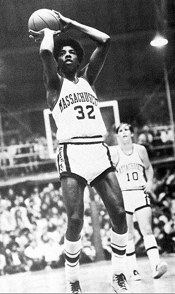 File:Julius Erving UMass.jpg