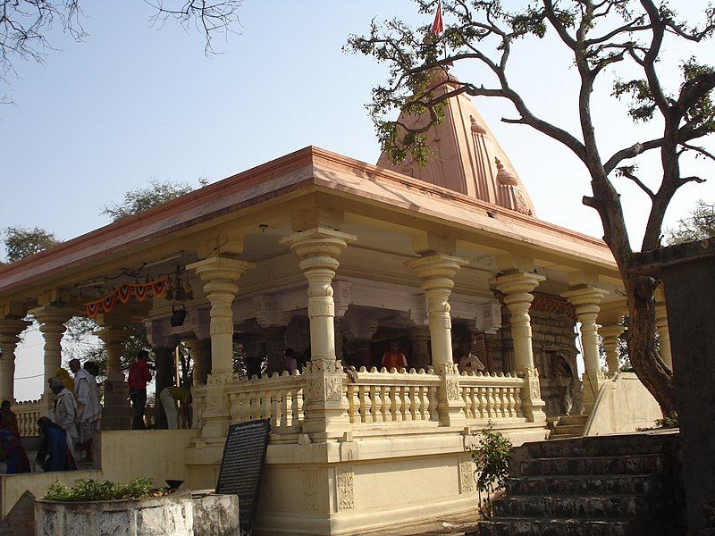 File:Kalabhairava Temple Ujjain.JPG