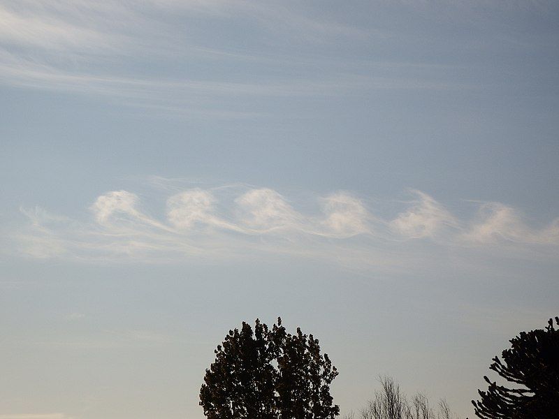 File:Kelvin–Helmholtz instability clouds.jpg