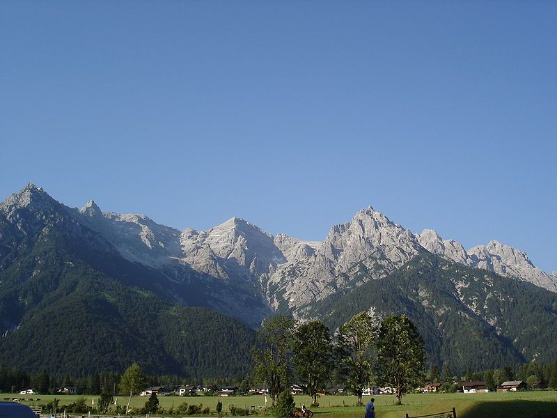 File:Loferer-Steinberge-07.06.jpg