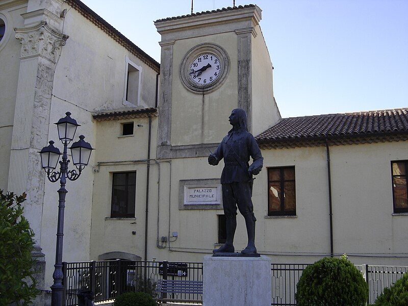 File:Palazzo Comunale Taverna.JPG