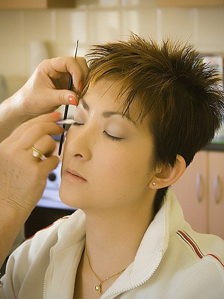 File:Pre-wedding make-up.jpg