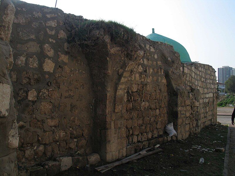 File:Ramla-Makam-Sheikh-Arslan-489.jpg