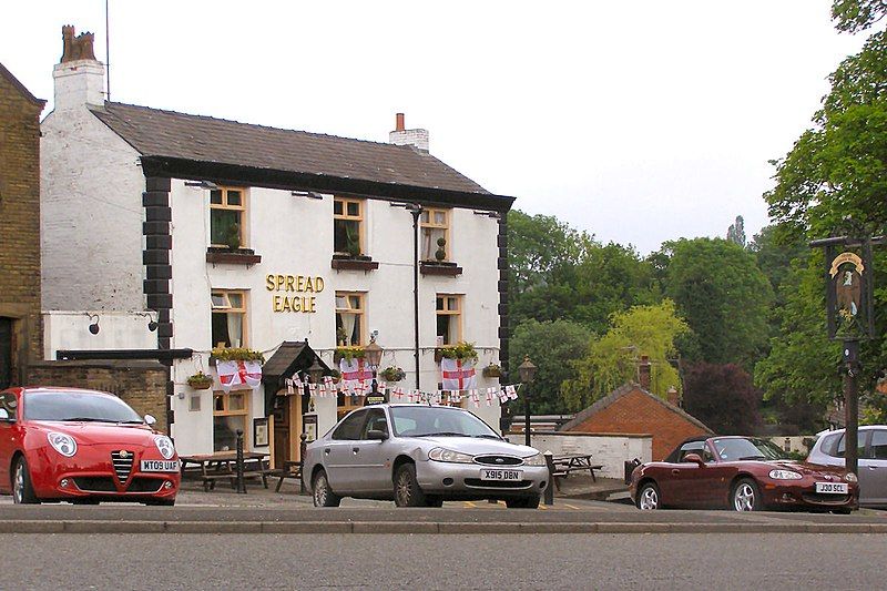 File:Spread Eagle, Bredbury.jpg