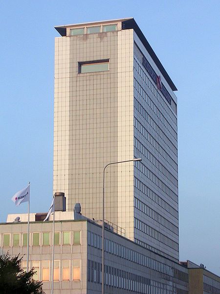 File:Sydsvenskanhuset 2005-edited.jpg