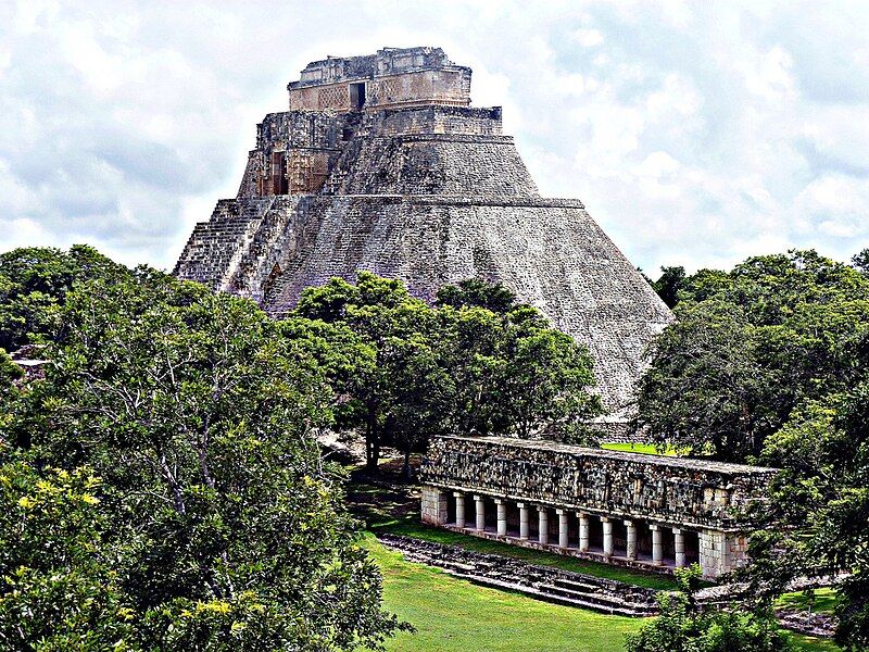 File:Uxmal, 2011.jpg