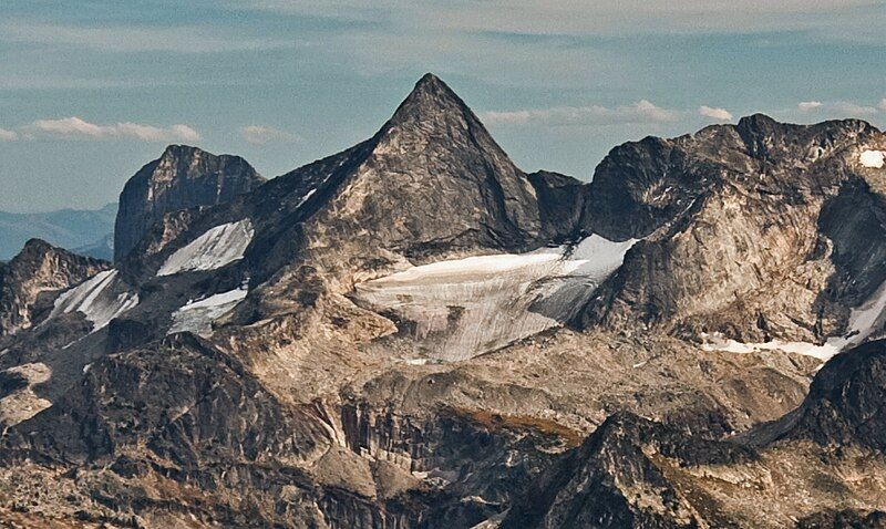 File:Valhallas' Asgard Peak.jpg