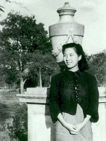 File:Xia Peisu.jpg