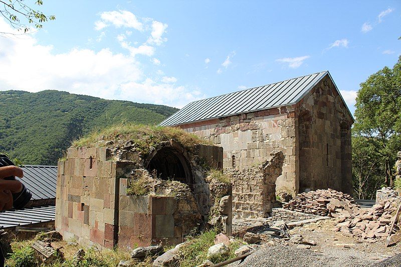 File:Agara monastery (2).jpg