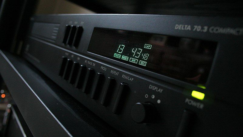 File:Arcam delta 703.jpg