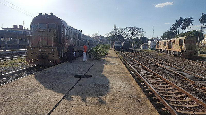 File:Cienfuegos train station2.jpg