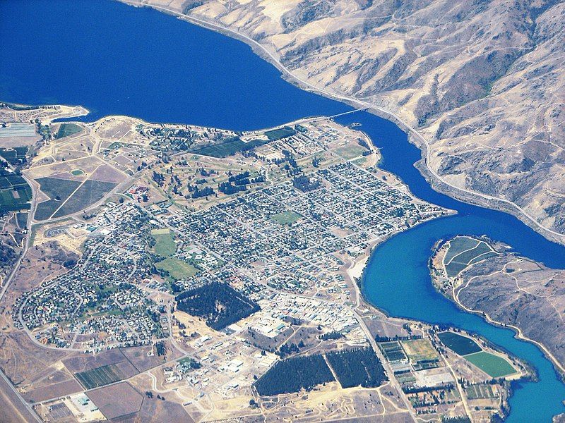 File:Cromwell NZ aerial.JPG