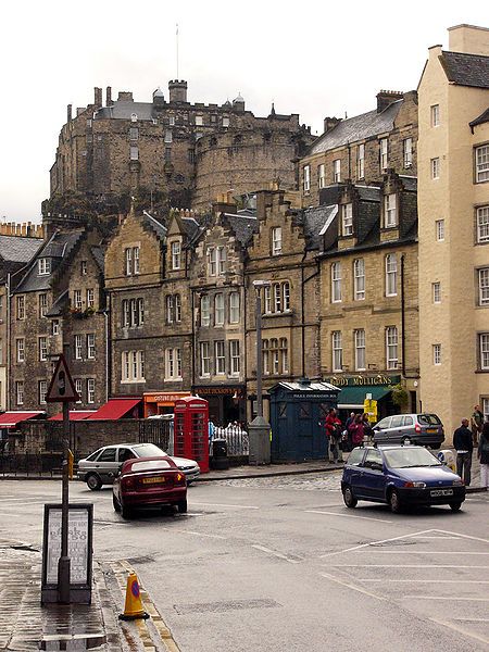 File:Edinburgh Grassmarket01.jpg