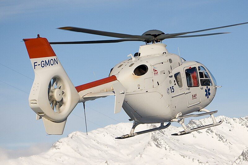 File:Eurocopter EC-135.jpg